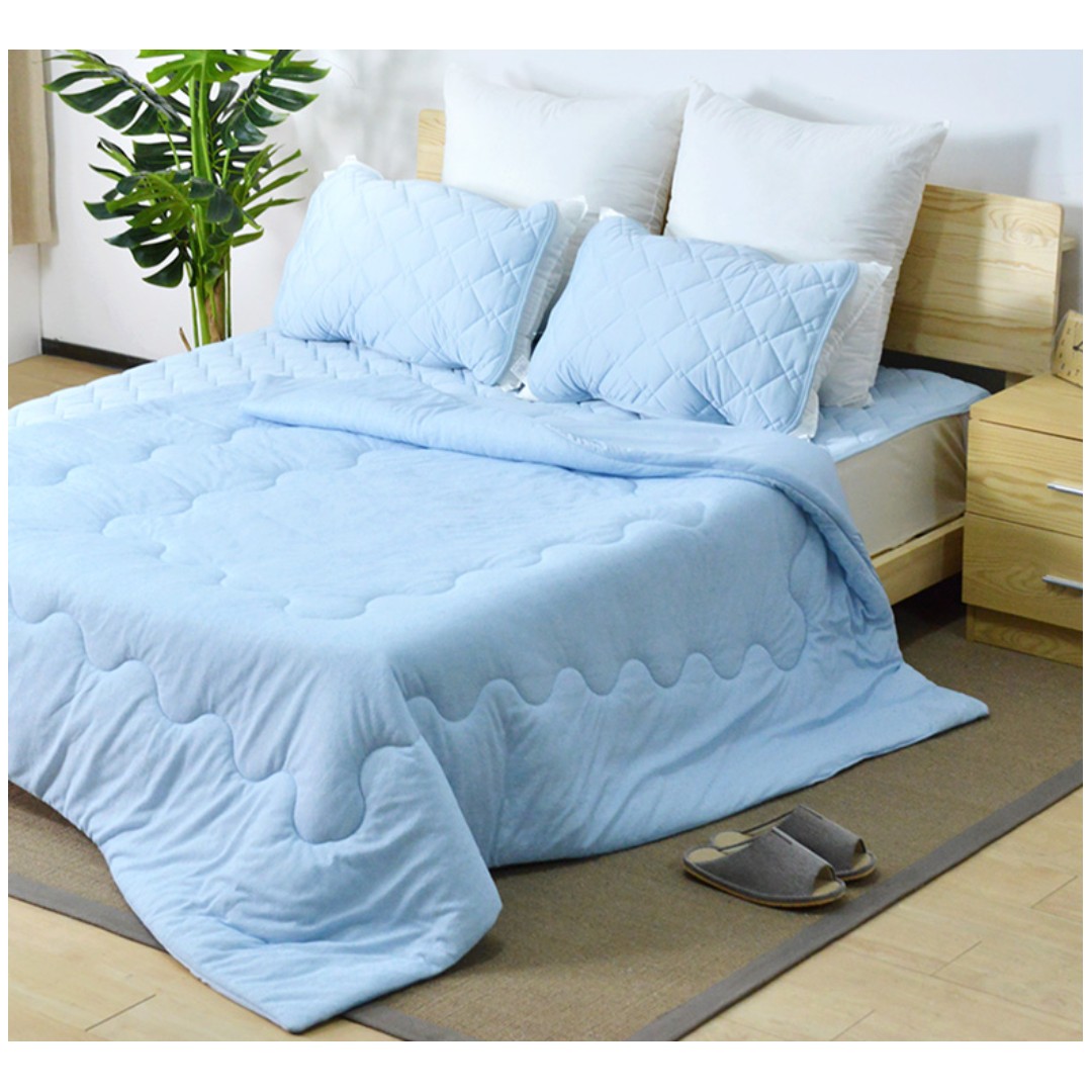 Japan NITORI COLD Quilt Cool Air Conditioning Comforter, Furniture