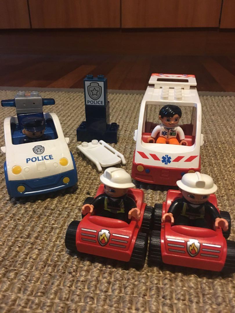 duplo ambulance set