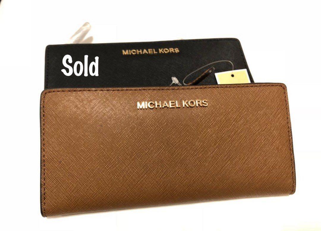 michael kors camel wallet