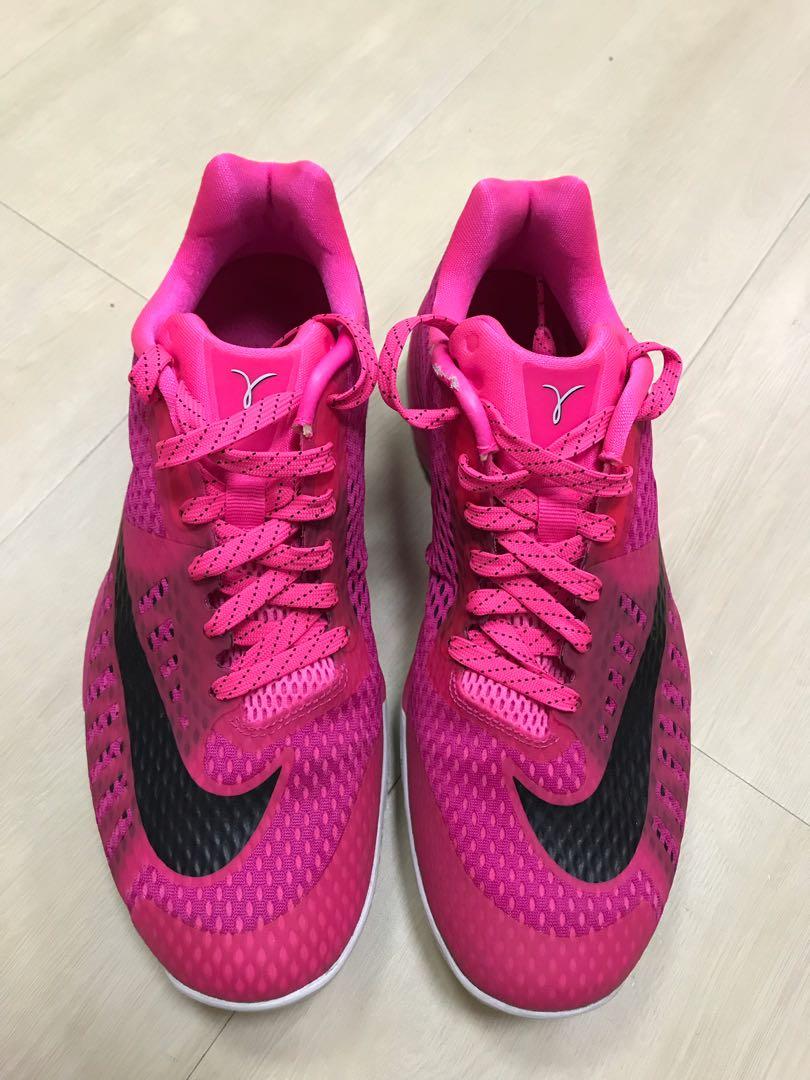 Nike Breast Cancer Basketball Shoes, Carousell
