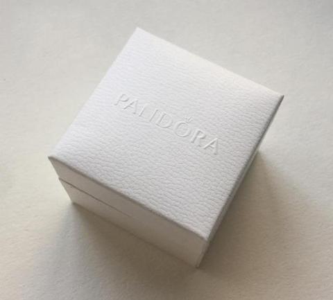 Pandora Charm Ring Earring Box, Women's Fashion, Jewelry