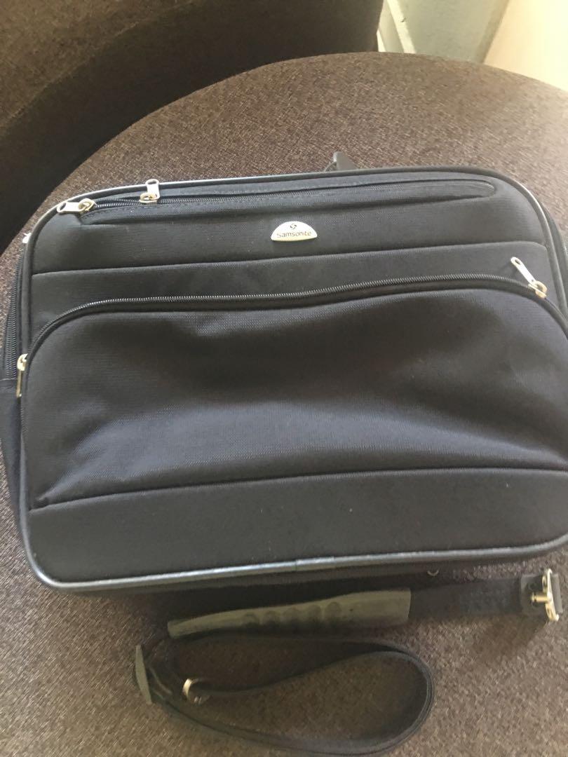samsonite cabin bag size