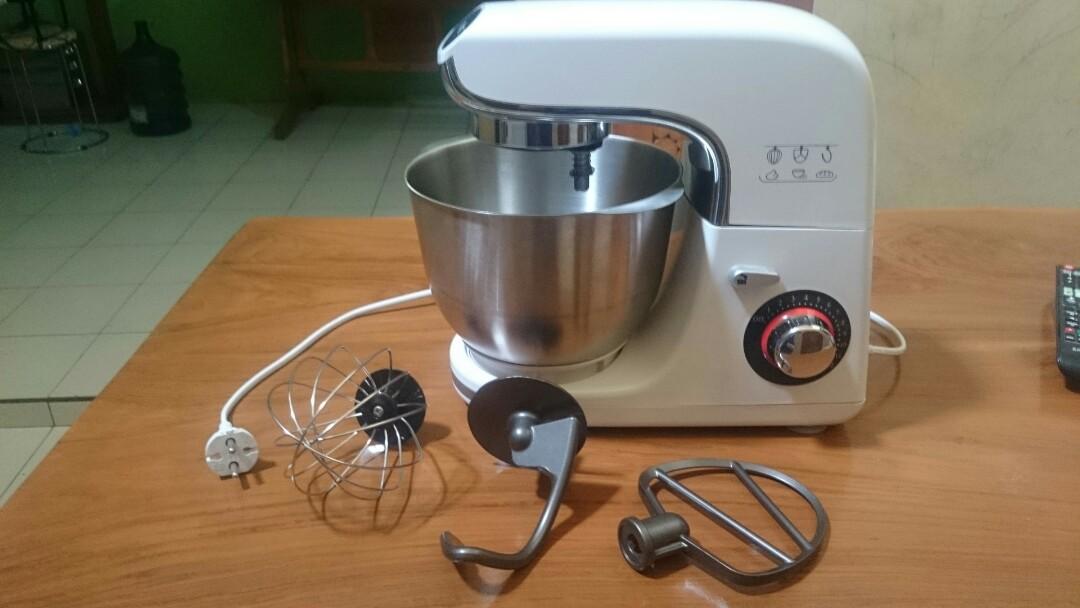 Stand mixer bagus dan mulus., Perabotan Rumah di Carousell