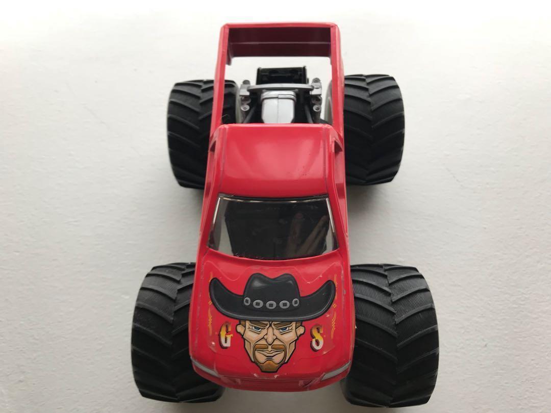gunslinger monster truck toy