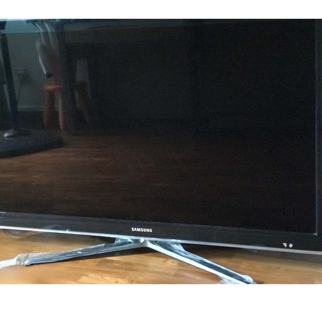 5 yr old Samsung 46 inch 3D LCD TV, TV & Home Appliances, & Entertainment, TV on Carousell