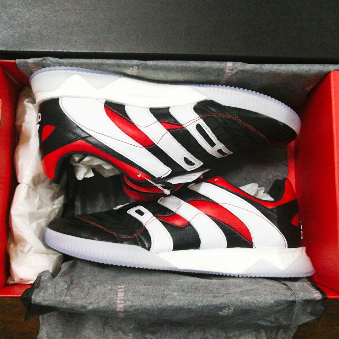 Adidas predator on sale accelerator tr black