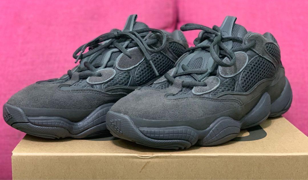 triple black yeezy 500