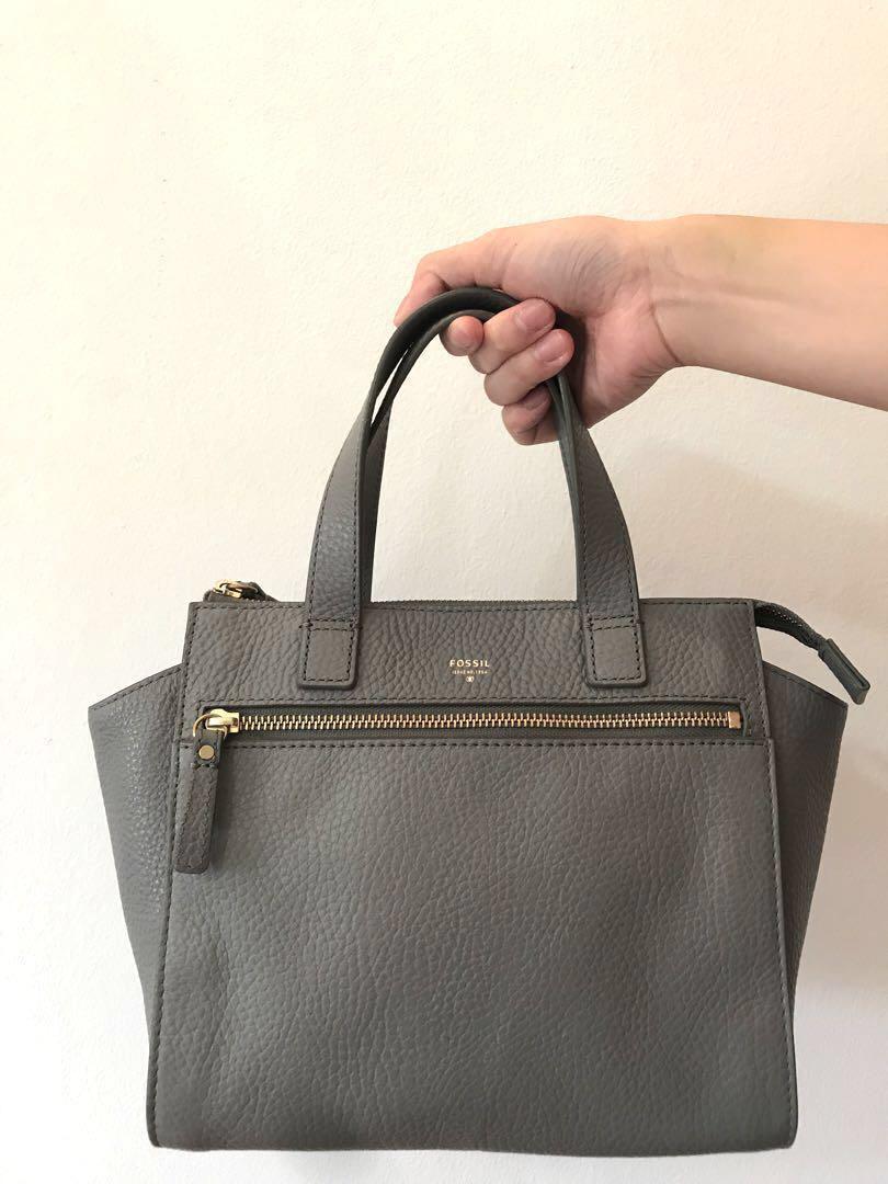 grey fossil purse