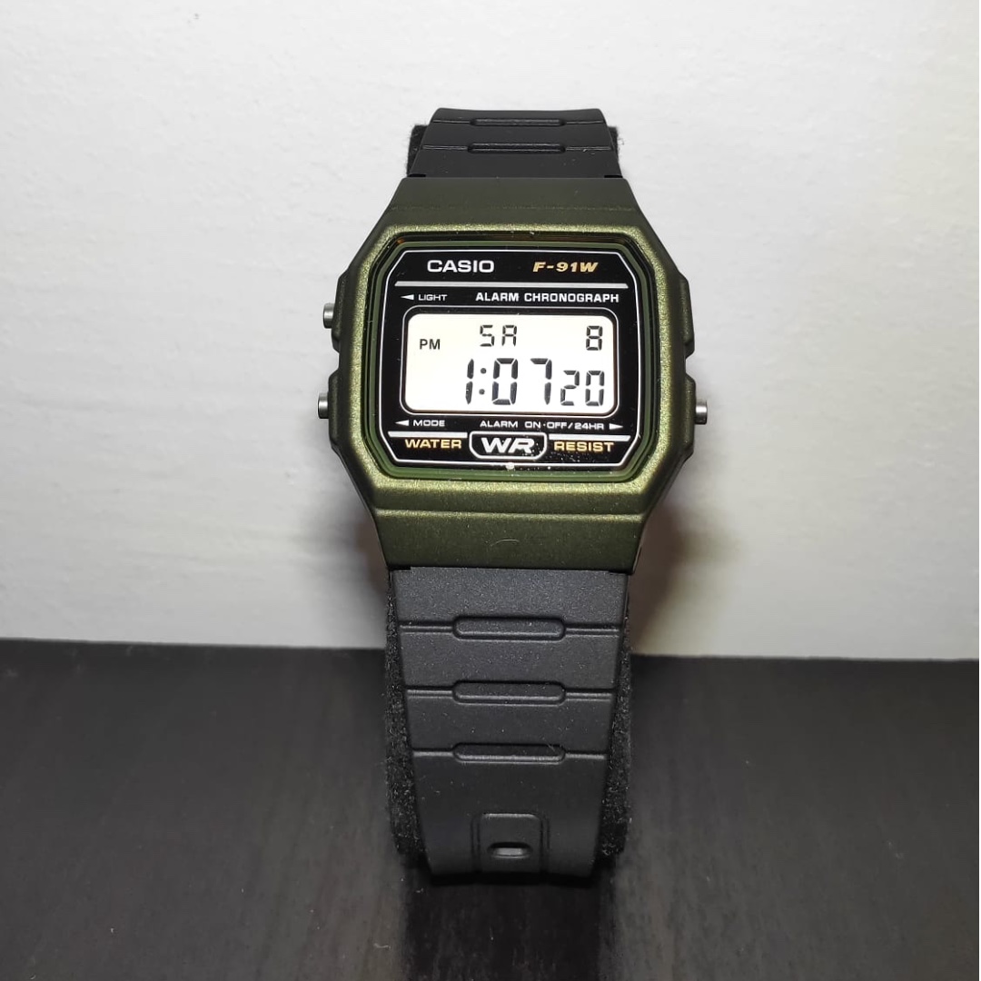Casio f91w green discount