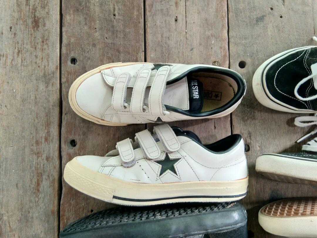 Velcro one shop stars
