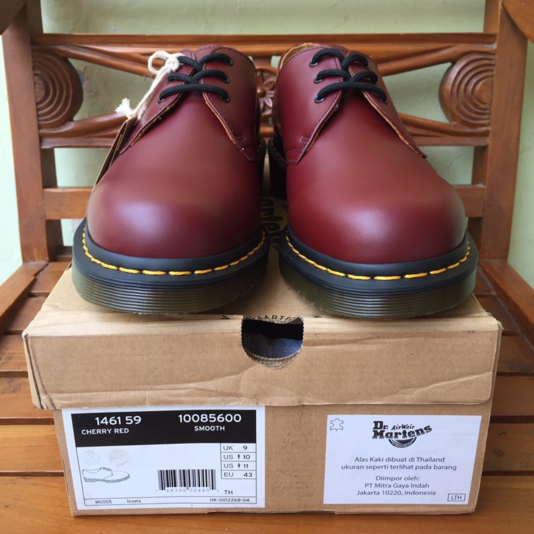 dr martens 1461 43
