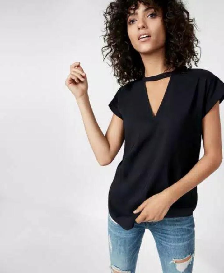 Express choker neck gramercy top(black), Fesyen Wanita, Pakaian Wanita,  Atasan di Carousell