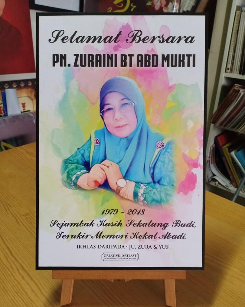 Frame Hadiah Cenderahati, Furniture & Home Living, Home Decor, Frames