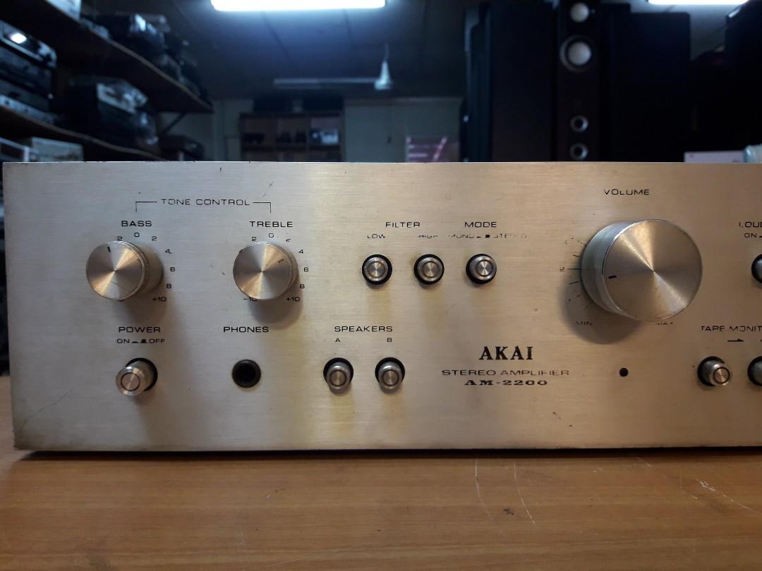 Ku akai stereo amp vintage, Audio, Portable Music Players on Carousell