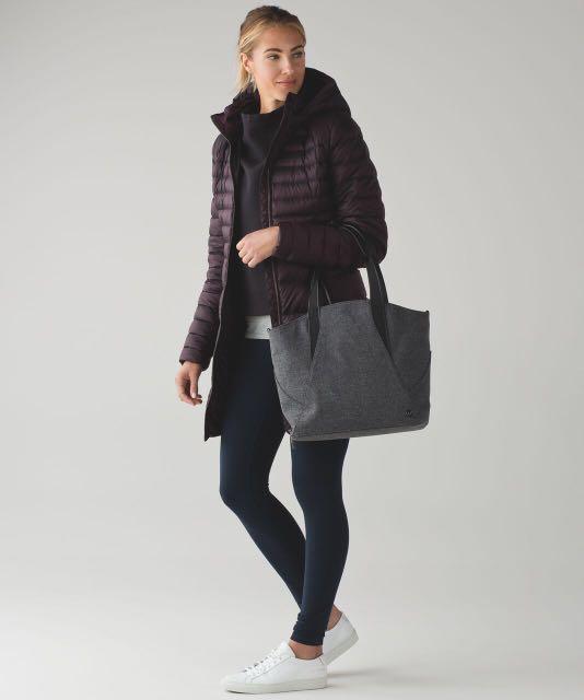 Lululemon all day tote shop