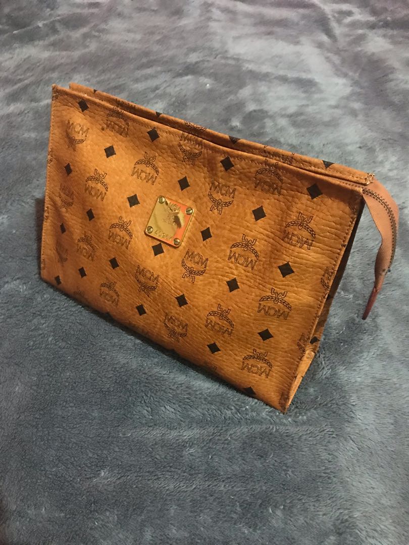 Mcm deals toiletry pouch