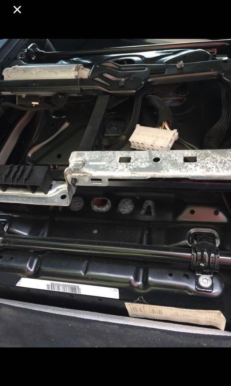 Mercedes Benz W204 C180 C200 C250 C300 Kompressor CGI Coupe Convertible