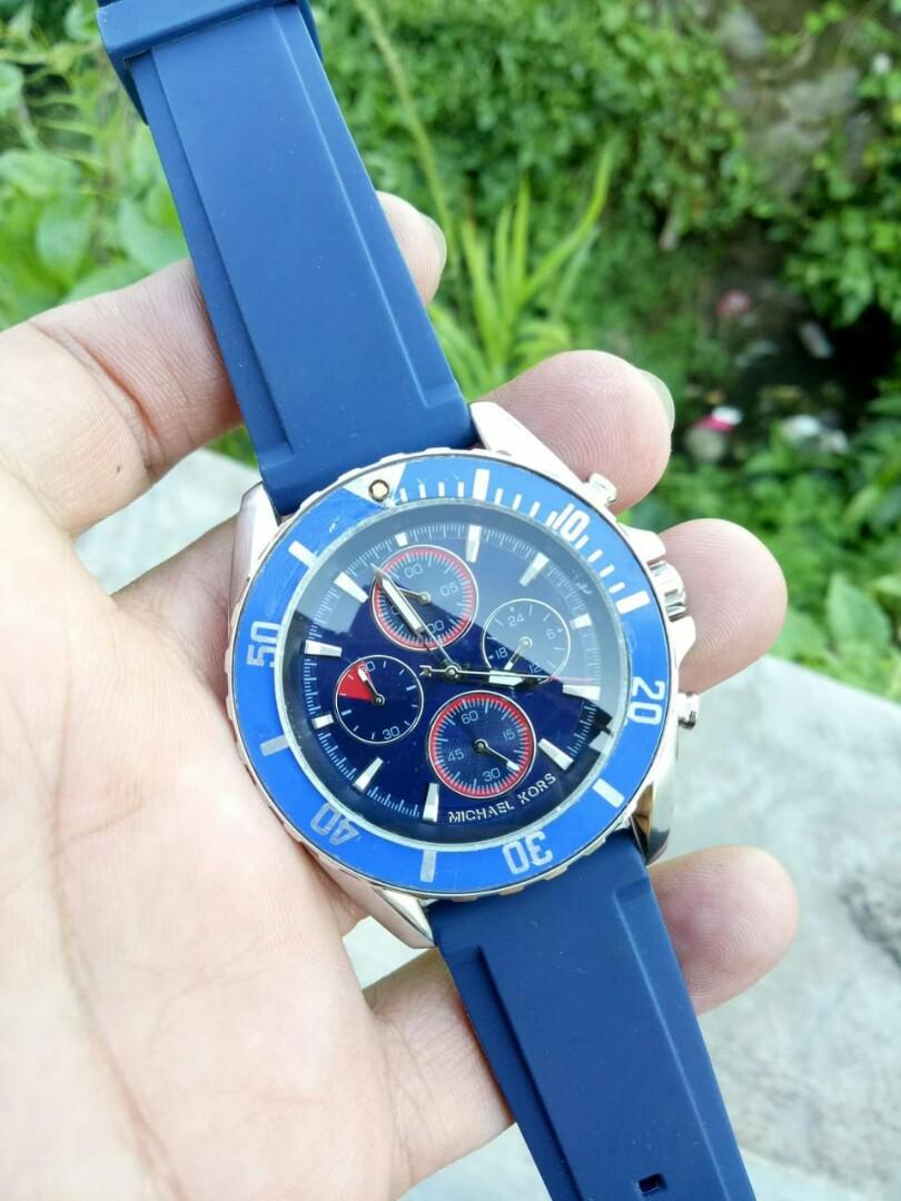 michael kors divers watch