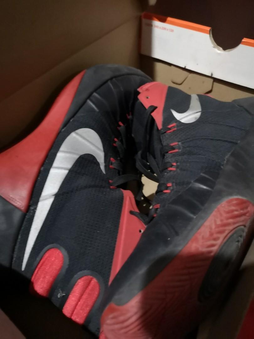 Nike Hyperdunk 2015 (Category: Sneakers) located in Pasig City. Submitted by ssdgtrading (Listing ID 205206000, Image 1). Description: Store bought #nike.