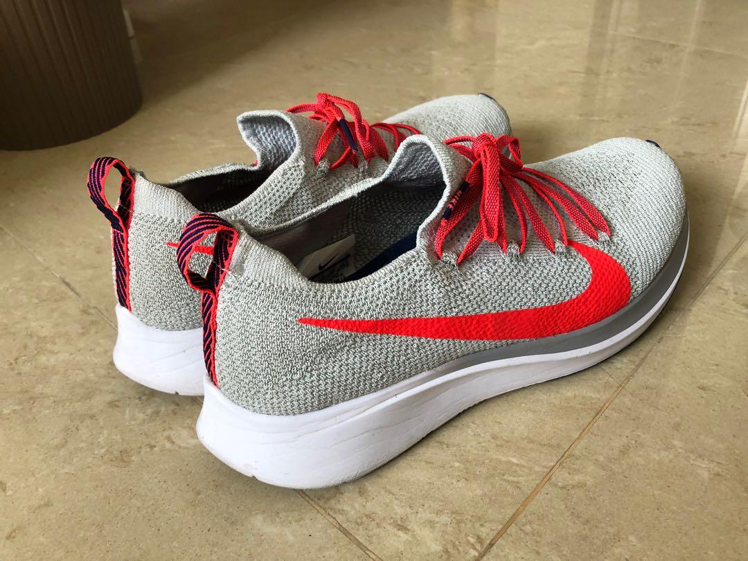 zoom fly flyknit grey