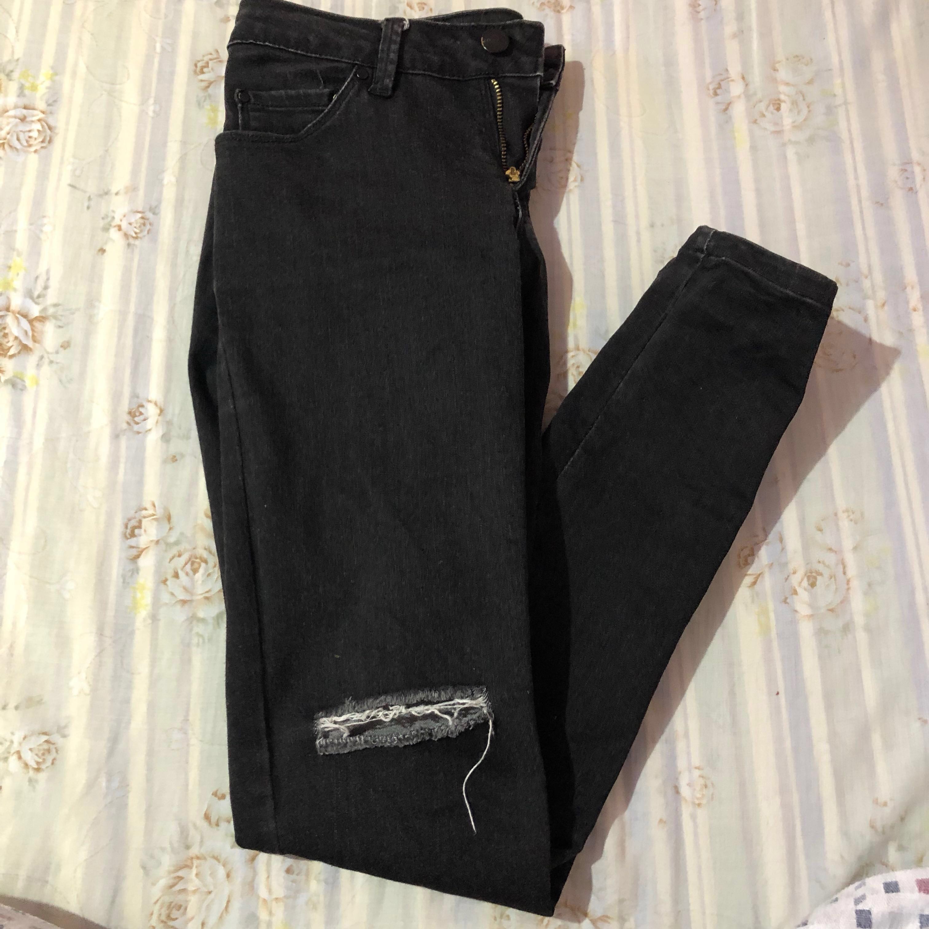 penshoppe ripped jeans