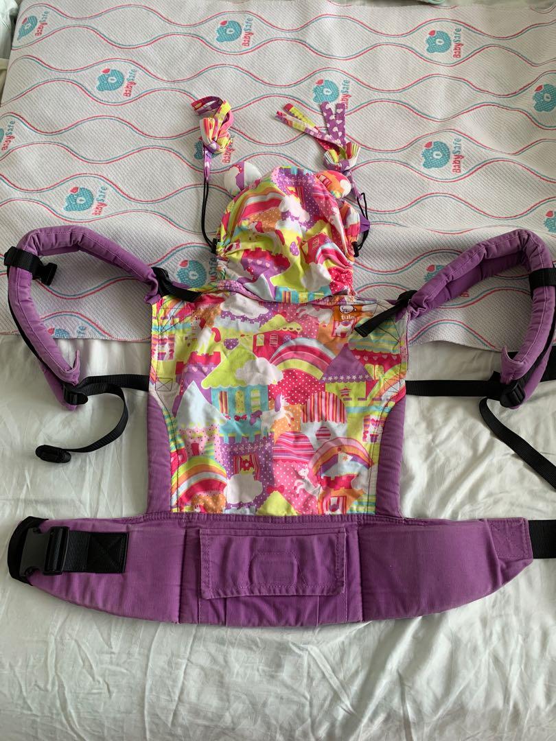 Tula carrier unicorn, Babies & Kids, Going Out, Carriers & Slings on