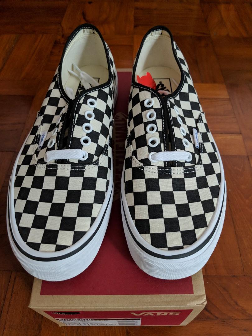 Vans Authentic Golden Coast Vans Authentic Golden Coast Women\u0027s Black&frasl;White Checkerboard Skate Shoes  Size 6