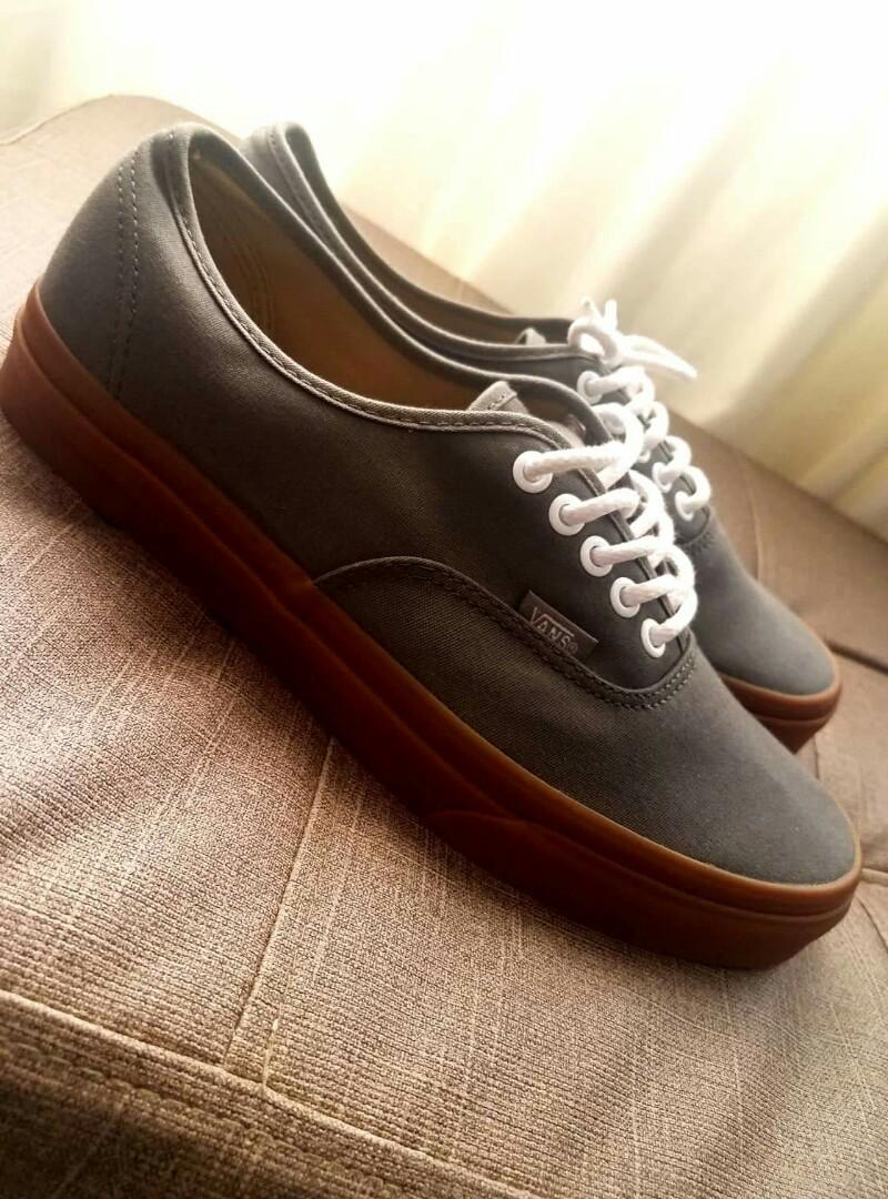 Vans hotsell gray gumsole