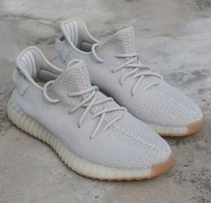 Yeezy boost 350 v2 deadstock top