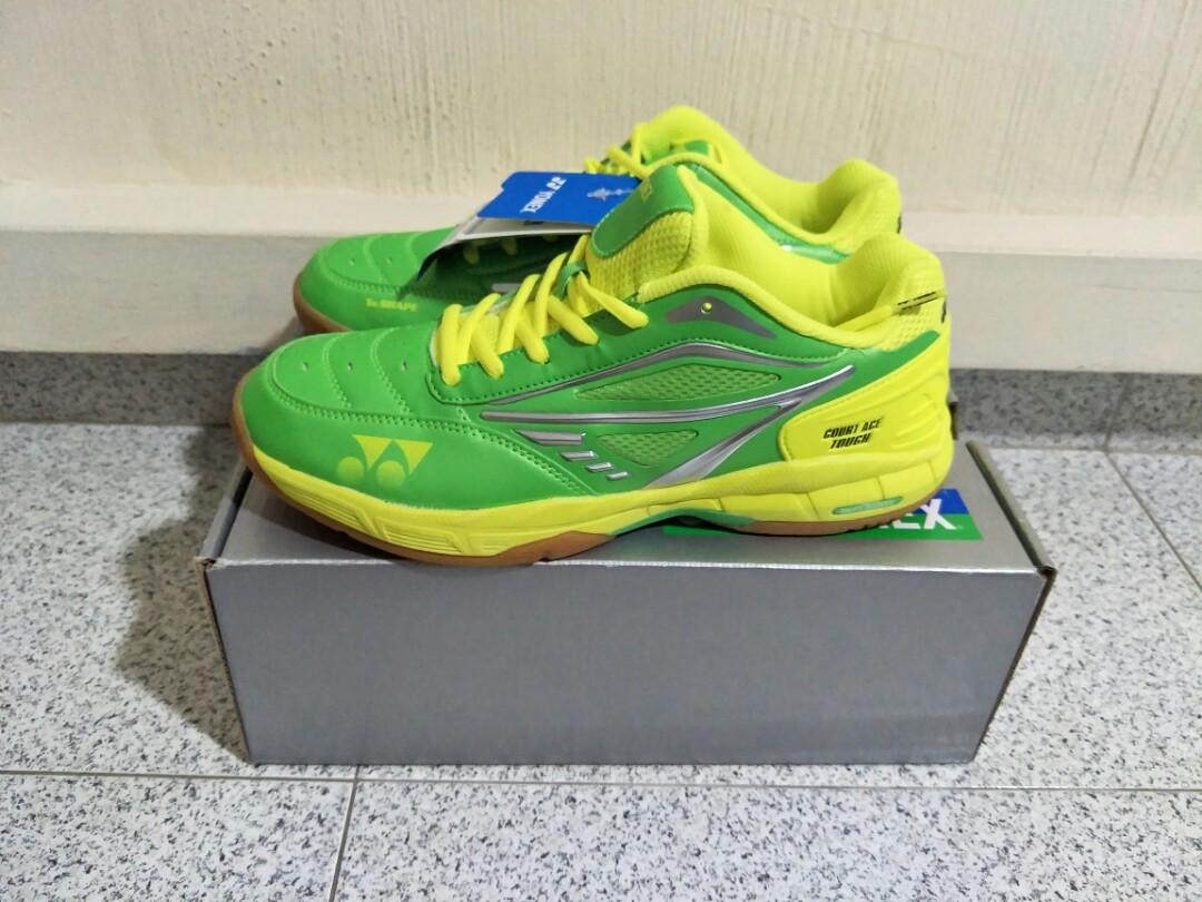 yonex court ace tough badminton shoes