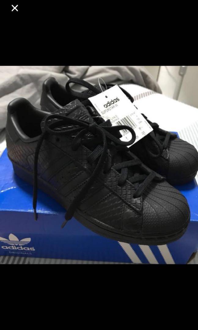 super star all black