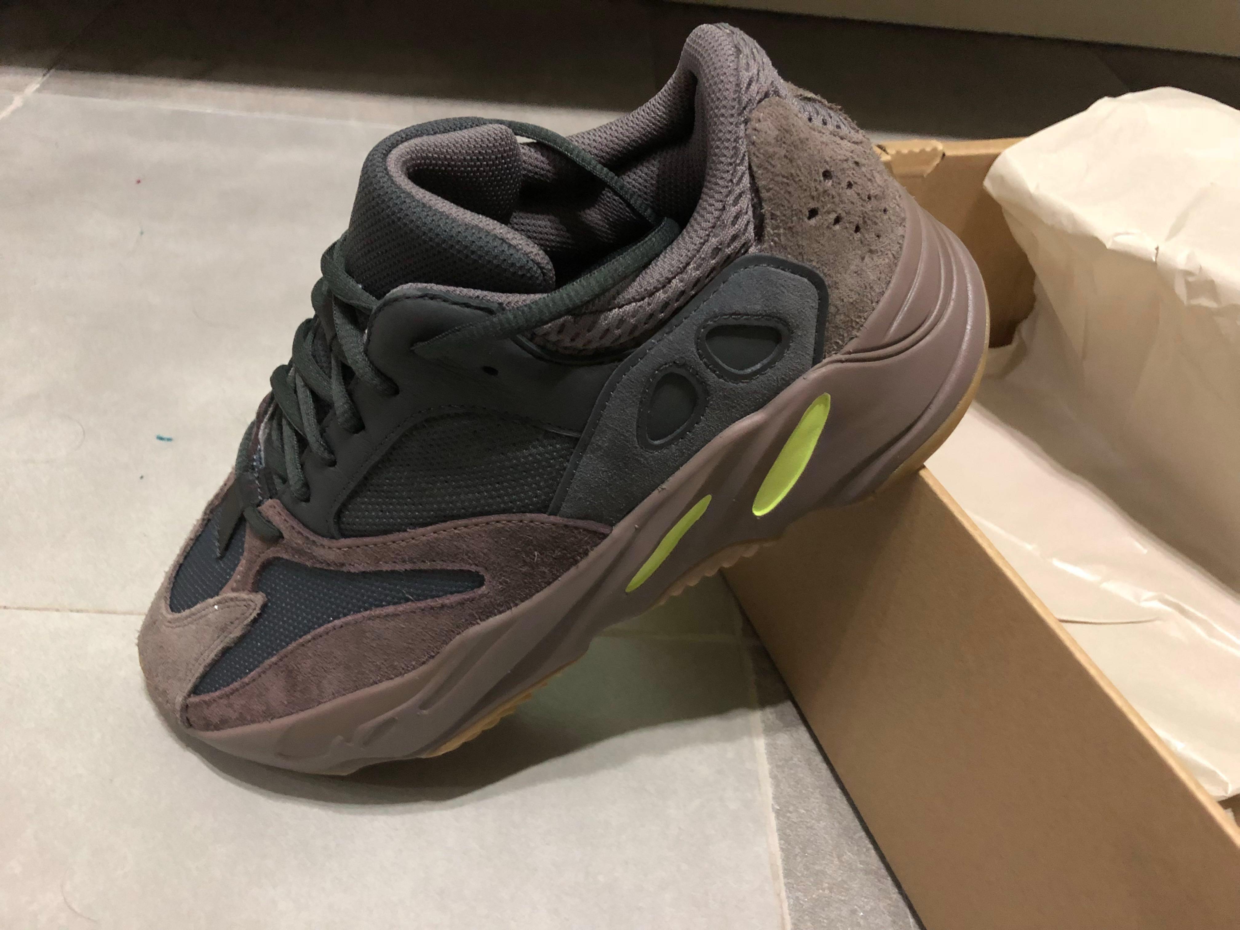 adidas yeezy 700 hk
