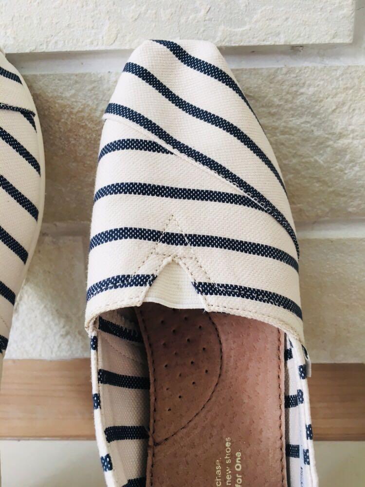 Toms discount riviera stripe