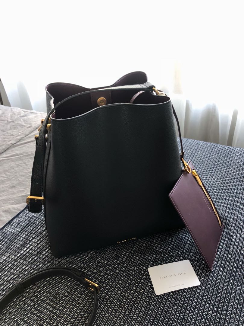 charles and keith black purse
