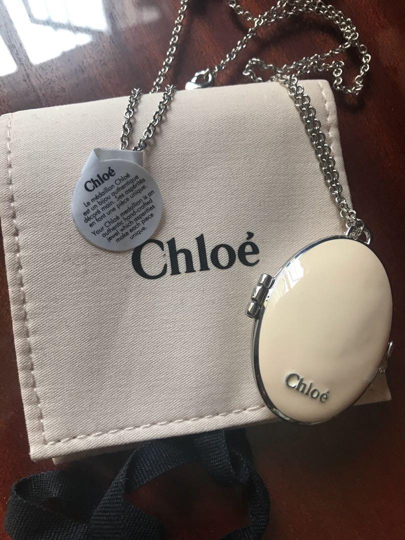 Chloe Solid Perfume Necklace, 女裝, 飾物及配件, 頸鍊- Carousell