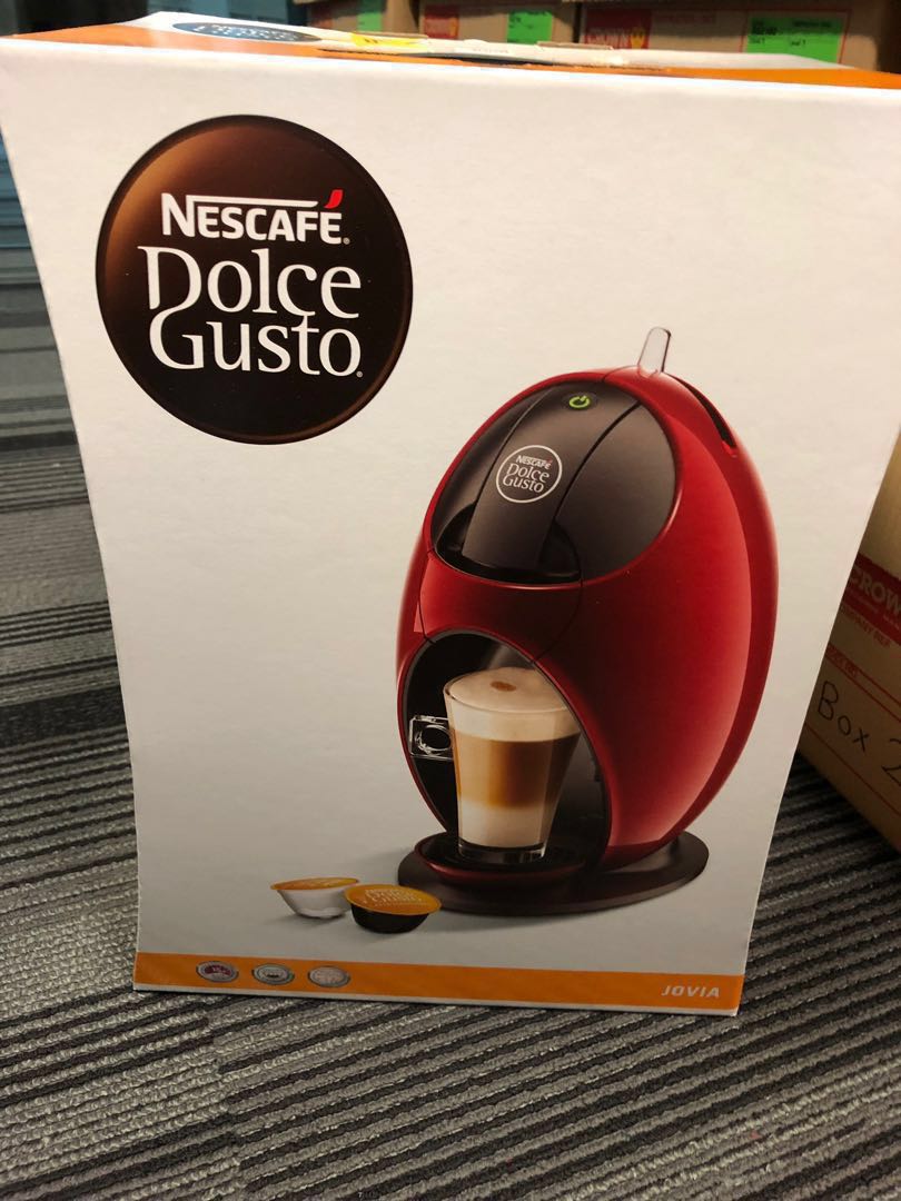 Dolce Gusto Jovia Machine w 5 capsule packs, Food & Drinks, Beverages