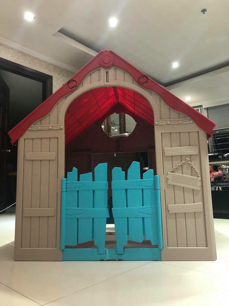 folding playhouse