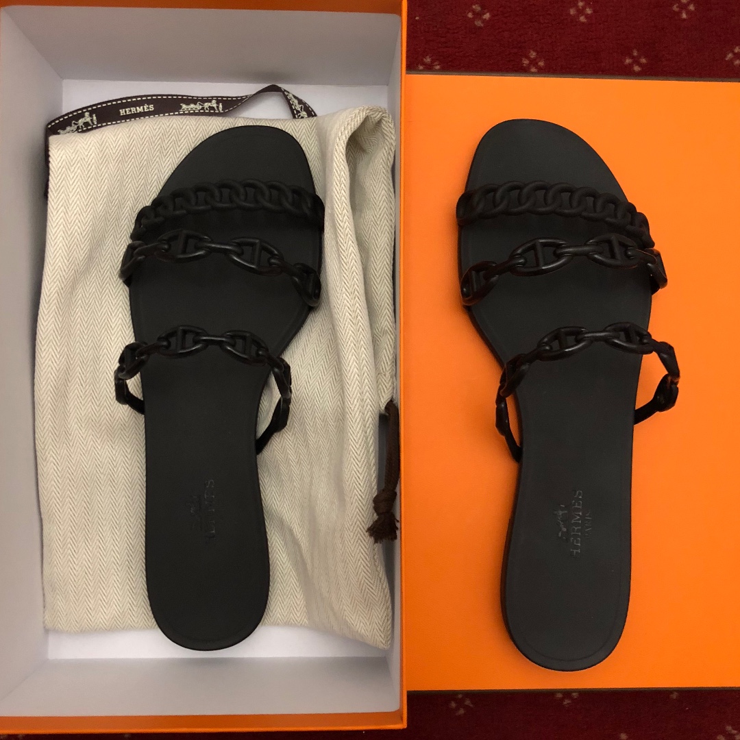 Hermes on sale jelly slippers