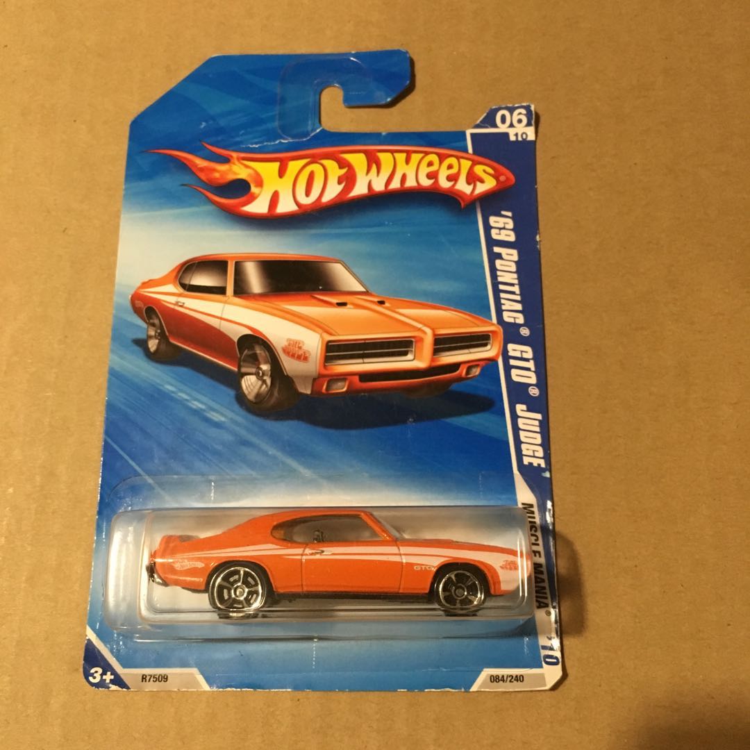 Hot wheels 69 shop pontiac gto judge