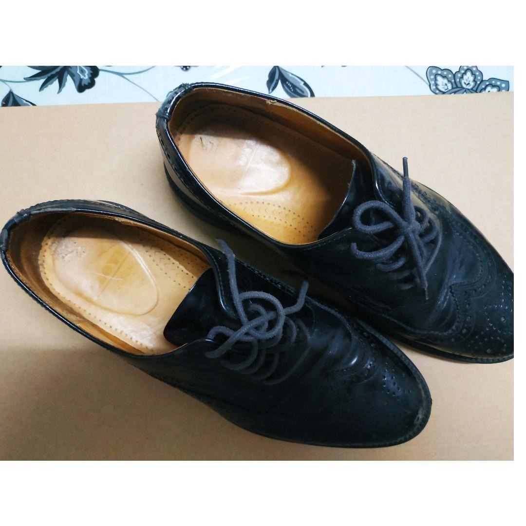 Kasut brogue online