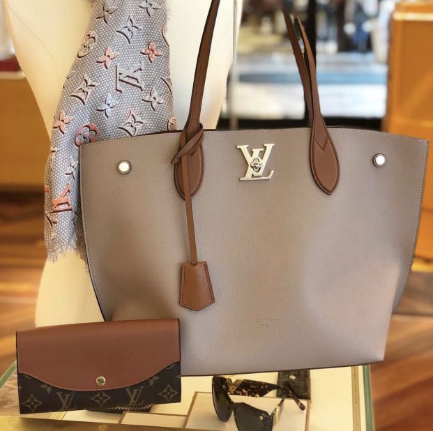 louis vuitton lockme go