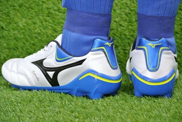 Mizuno estrela neo 2 hotsell