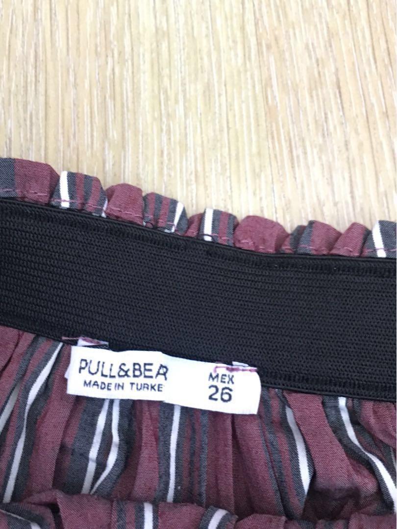 Pull &bear （分類：其他上衣）位於 Hong Kong。 由 030191 提交（商品編號 182392444，圖片 2）。簡介： 。