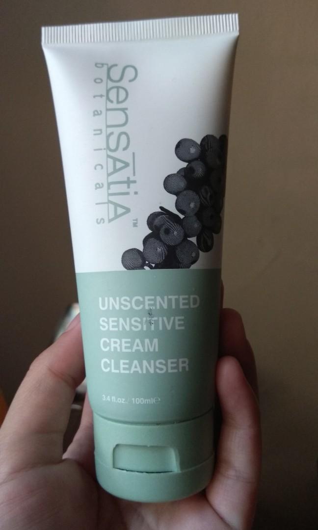 sensatia botanicals unscented sensitive cream cleanser