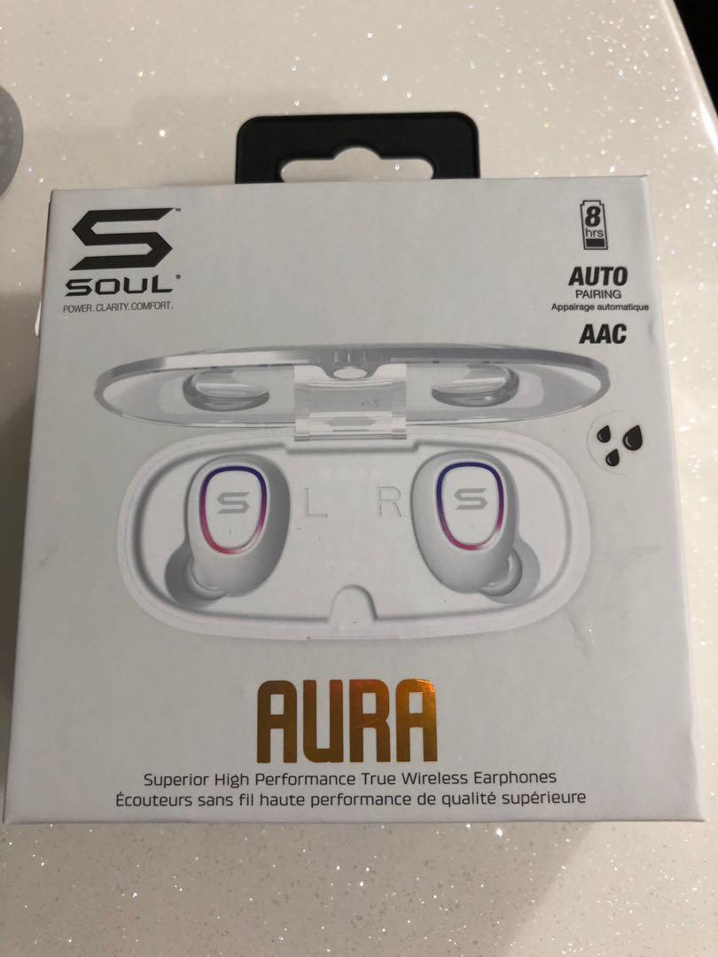 aura earbuds
