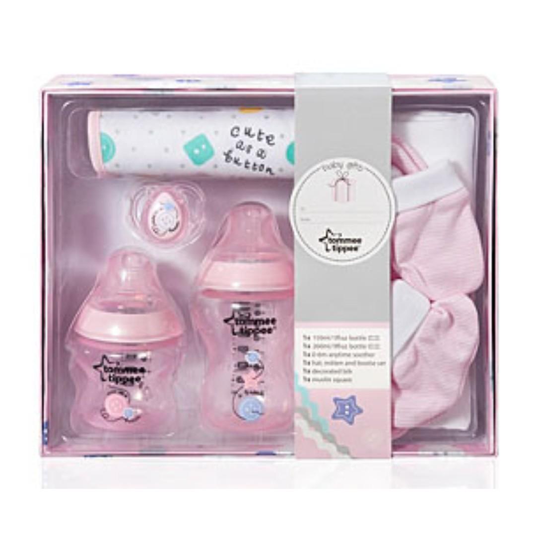 tommee tippee newborn gift set