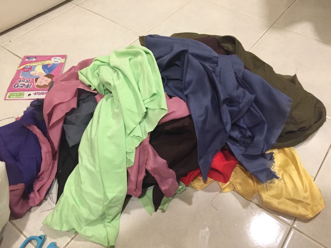 Unwanted fabric 10m total, Women's Fashion, Muslimah Fashion, Hijabs on