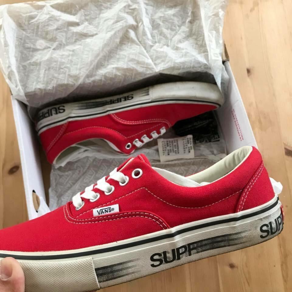vans supreme motion