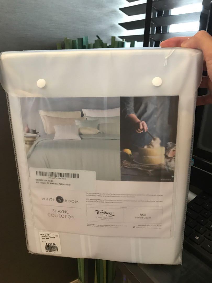 White Room Queen Size full Duvet 