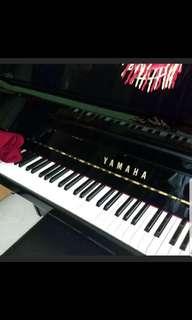 Yamaha Piano..